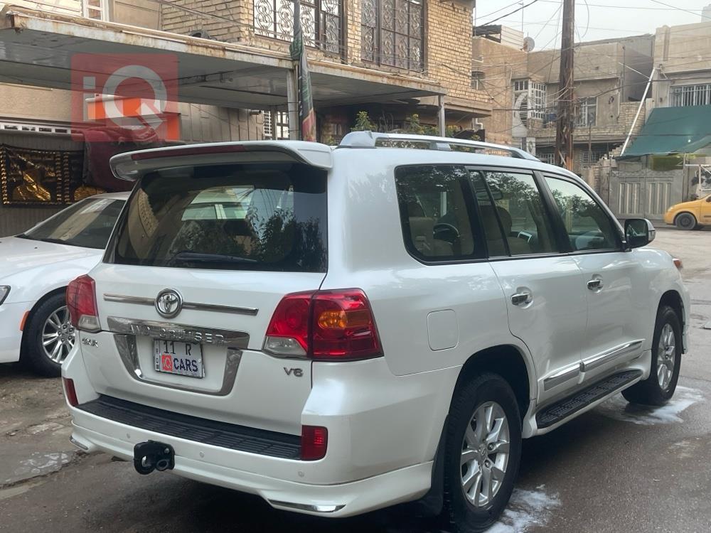 تويوتا لاندكروزر